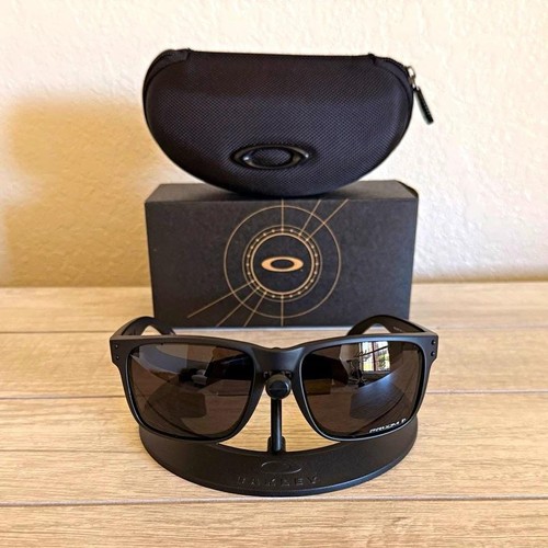 Oakley holbrook - oakley,